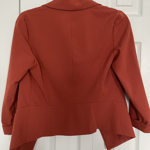 Blazer - Picture 2 of 2